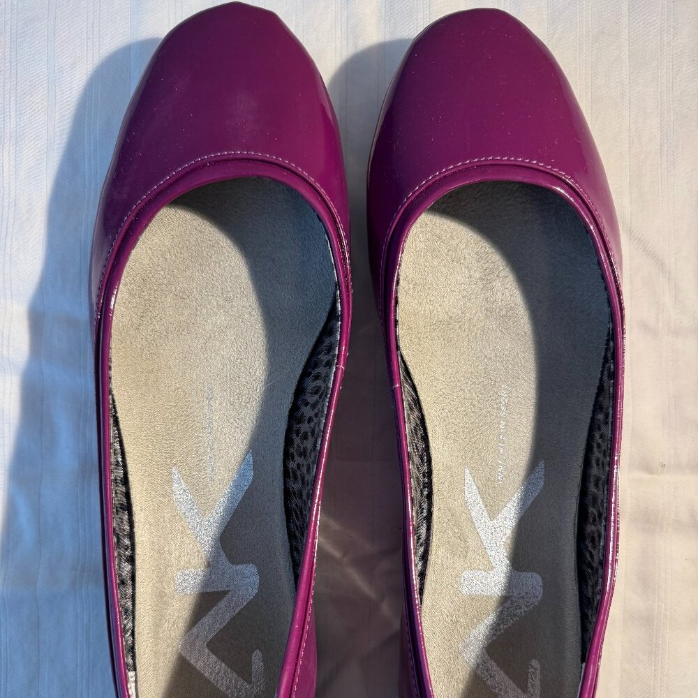 Anne Klein Sport AKSEANA Dark Pink/Purple Patent Flats- Size 10M